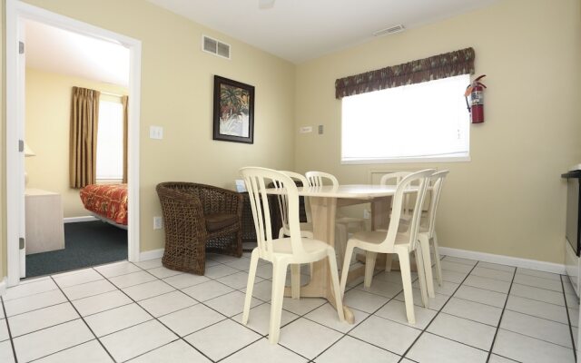 Riviera Resorts & Suites