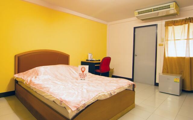NIDA Rooms Eakachai Soi 47 Chill Place