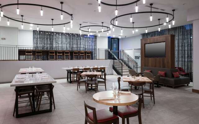 Hilton Garden Inn Madison Downtown