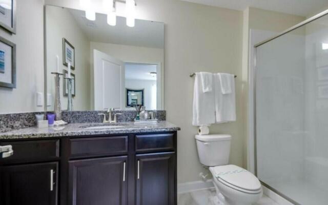 Amazing Champions Gate 7 bedrooms/6 bathrooms!