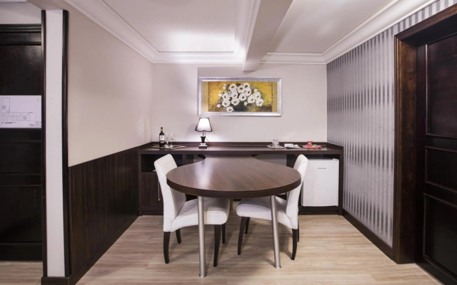 Hotel Lang Palace