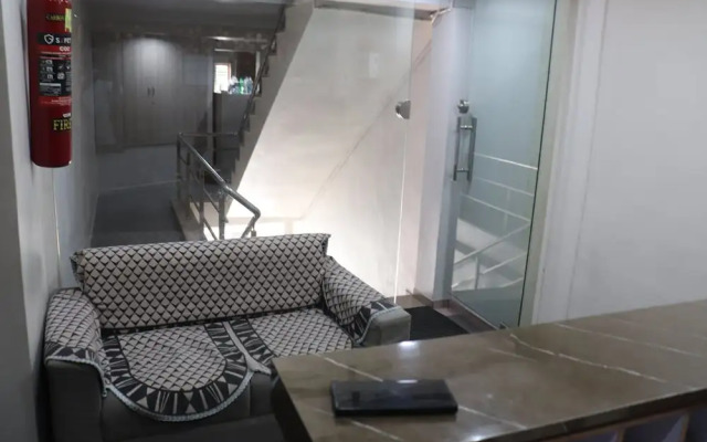 Hotel R K villa