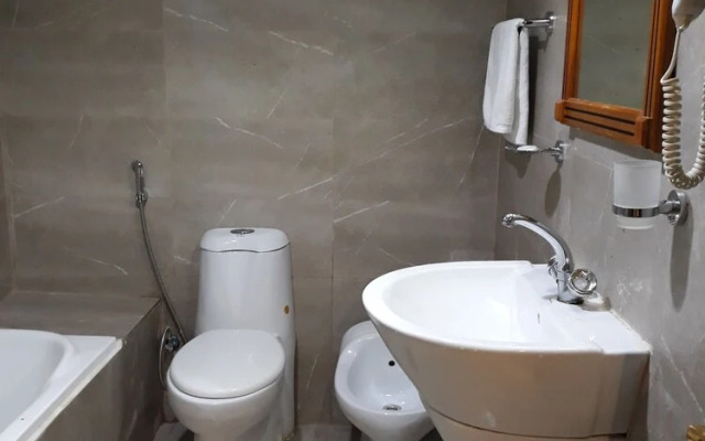 OYO 357 Baisan Plaza Hotel Apartment