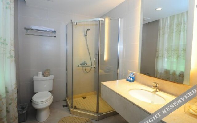 Huayi Hotel