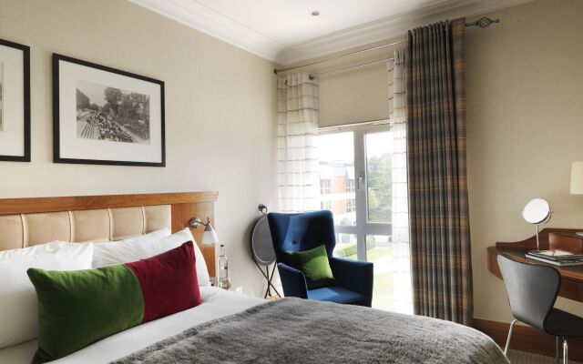 The Runnymede-On-Thames