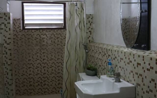 8Th Street Guesthouse Hostel