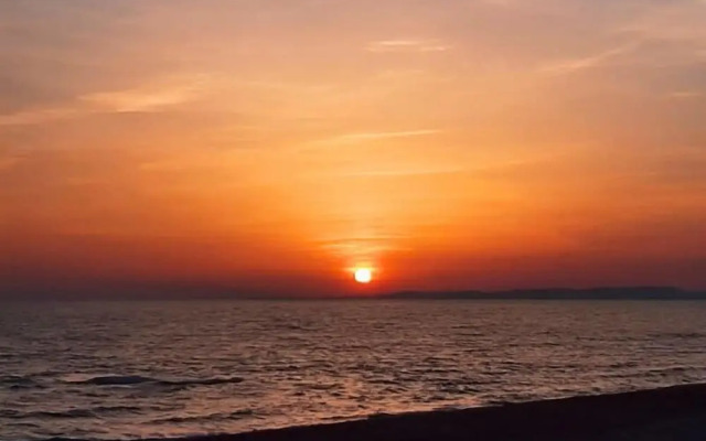 Costa Fenicia - Aura Club