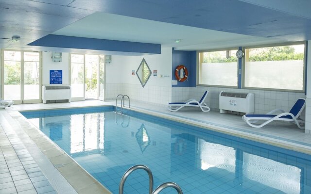 Picturesque apartment with a dishwasher on a quiet place.