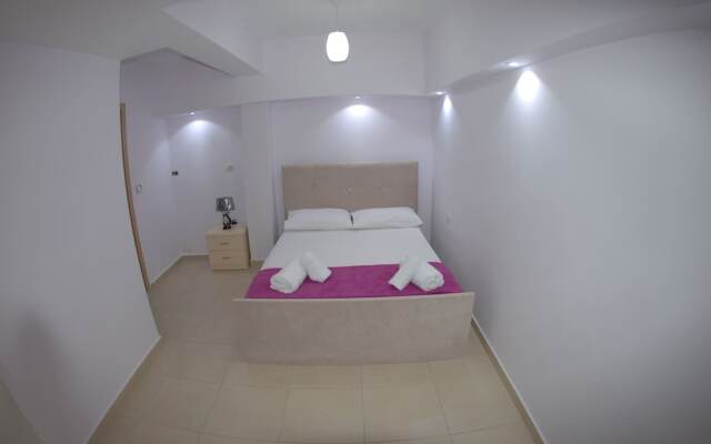 Kleri Beach Apartments