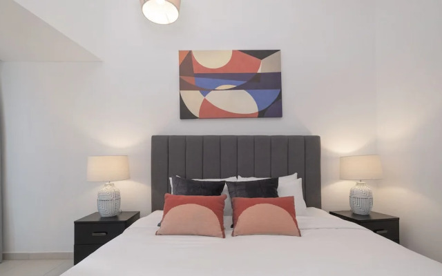 LUX The Cayan Superior Suite 2