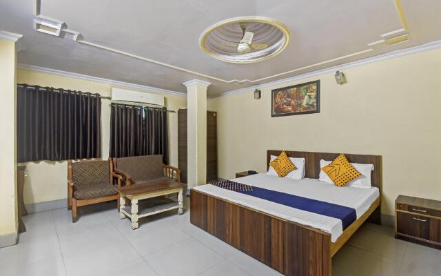 SPOT ON 62734 Hotel Sarfaraz Palace