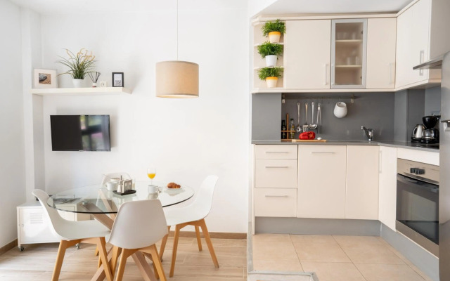 Feelathome Poblenou Beach Apartments