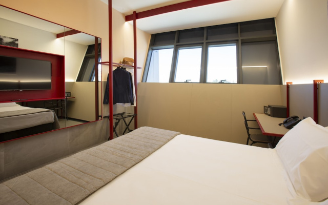 Cubik Inn