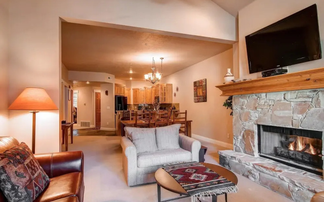 Town Pointe by Park City Lodging