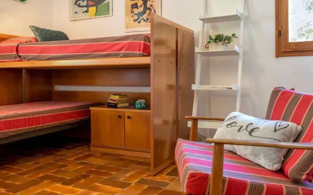 Sardinia Re - Shuluq 6