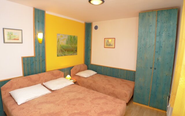 Apartment for 3 Persons With Beautiful Terrace