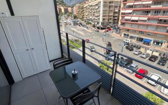 logement tout équipée Menton centre 500 m des plages