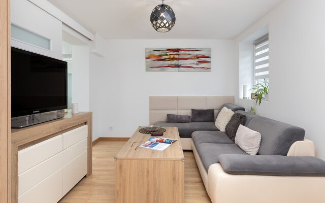 Quiet Apartment in Gdynia by Renters