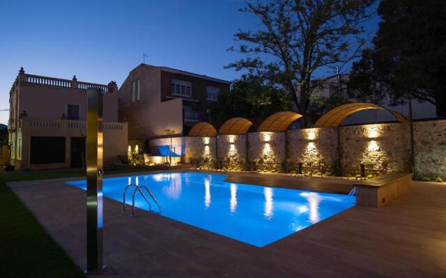 Apartamentos Sant Jordi Montbrio