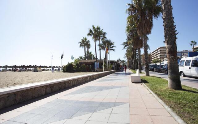 1 Line Beach and Sun