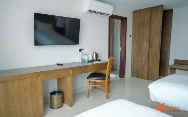 Canary Hotel