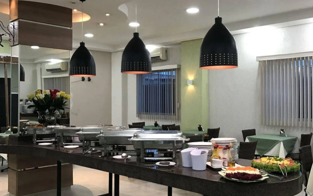 Larison Hotéis ECONOMY