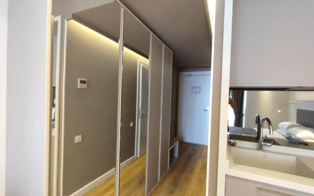 Leo Group Luxury Apartment 09-15 Alliance Palace