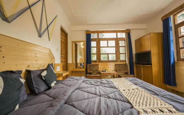 One Light Hostel