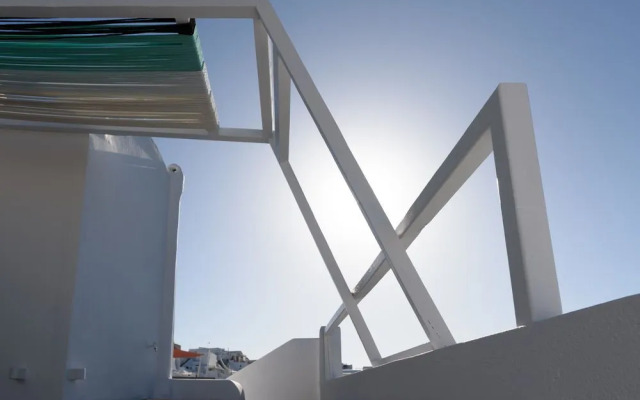 Solstice Luxury Suites