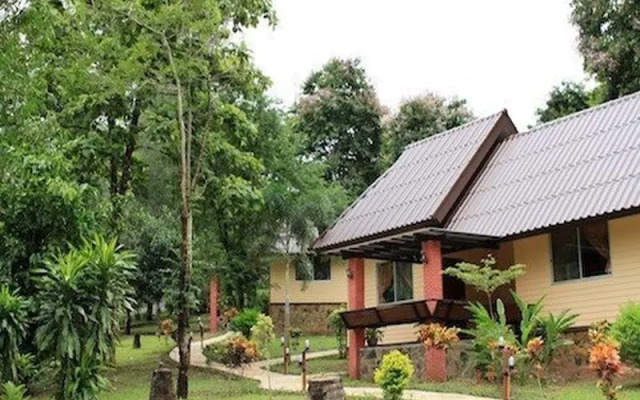 Baan Rimdoy Resort