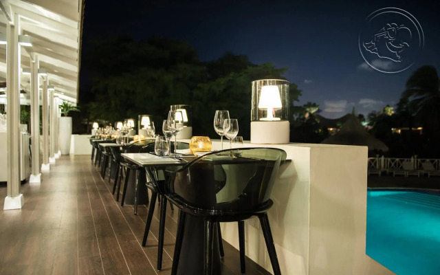 Papagayo Beach Resort