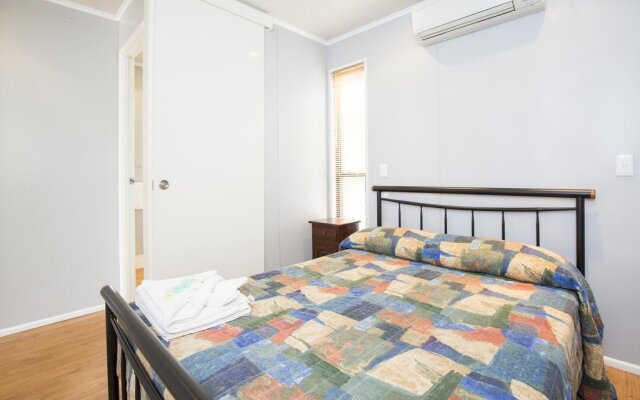 Secura Lifestyle Magnetic Gateway Townsville