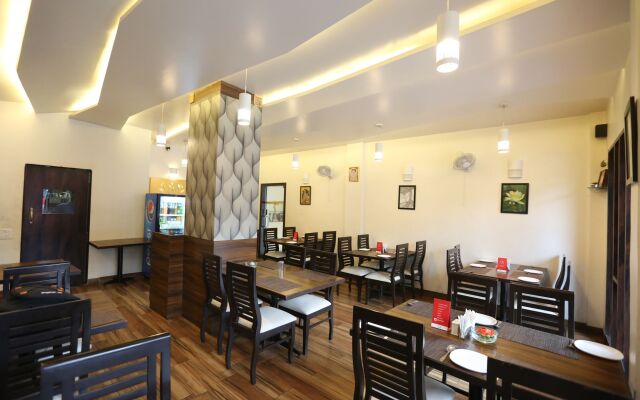 Hotel Lokesh