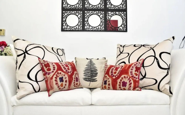 Comfy and Lovely 1BR in Difc!