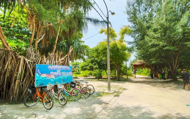Guerilla Dive Lodge Pulau Pari