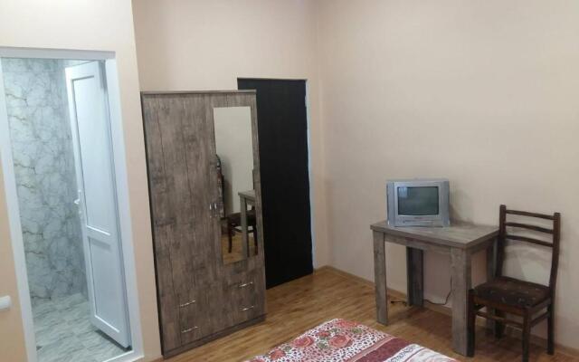 Guest House Lomidze