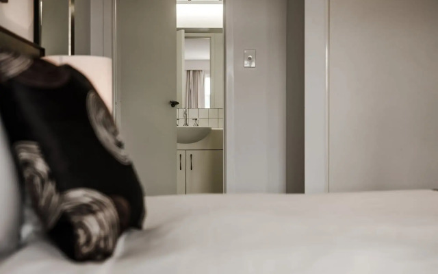 Salamanca Suites