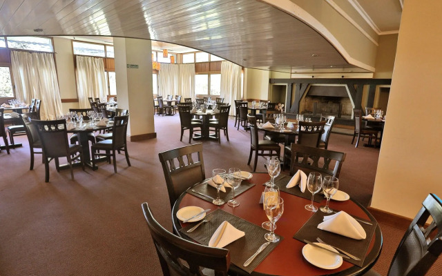 Tri Hotel Canela