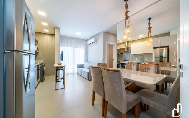 Apartamento com 02 dormitórios em Canto Grande