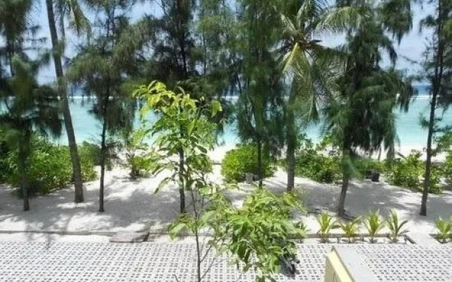 Loona Hotel