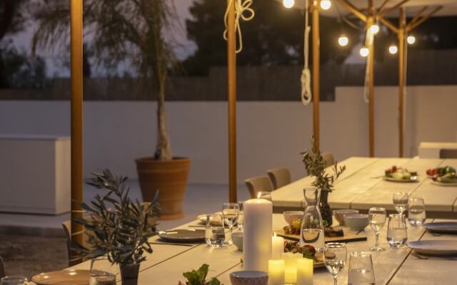 Aura Loutraki Villa