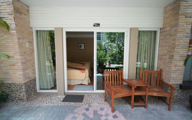 Hua Hin White Sand