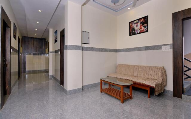 OYO 16577 Hotel Rajshree