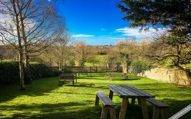 The White Hart Somerton