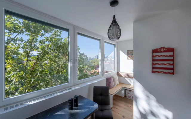 TAMLiving Great View Center 3 Bridges Castle