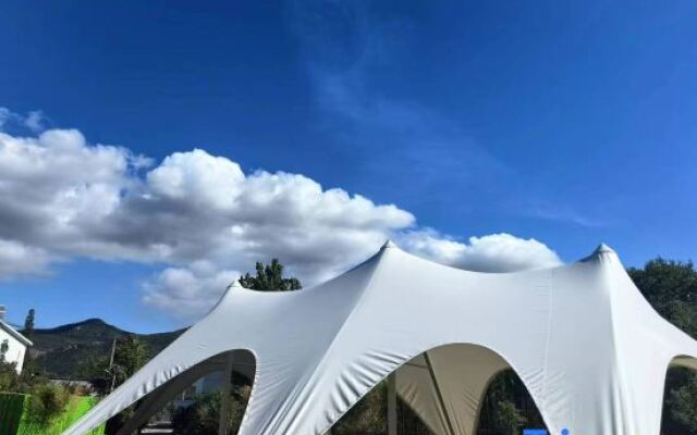 Niumo King Homestay (Huaguo Mountain Store)