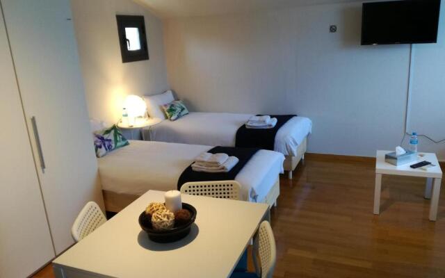 Airathens Suites