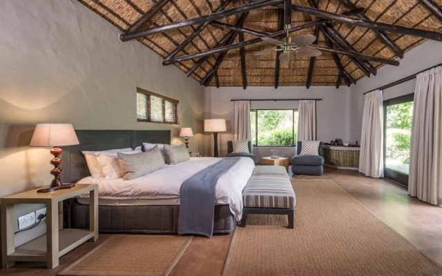 Kariega Game Reserve - River Lodge