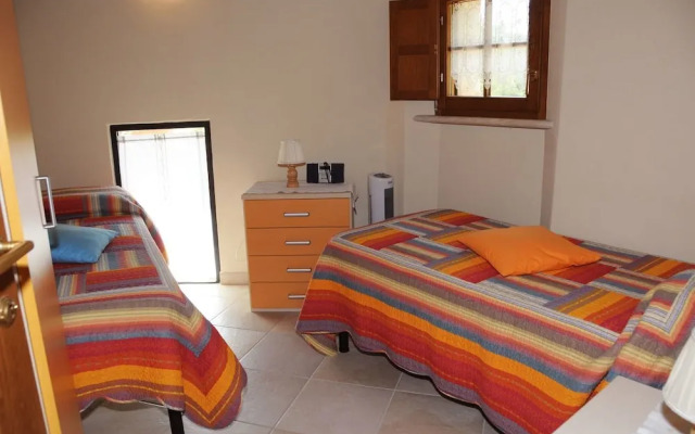 Wonderful private villa for 4 people with WIFI, pool, A/C, TV, terrace and parking