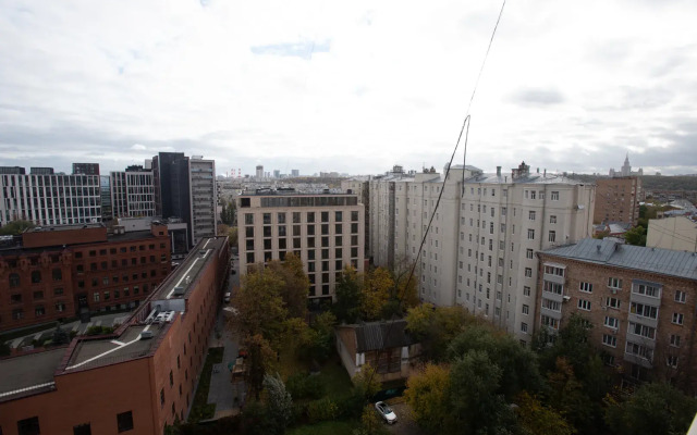 Apartments on Bolshaya Pirogovskaya Street